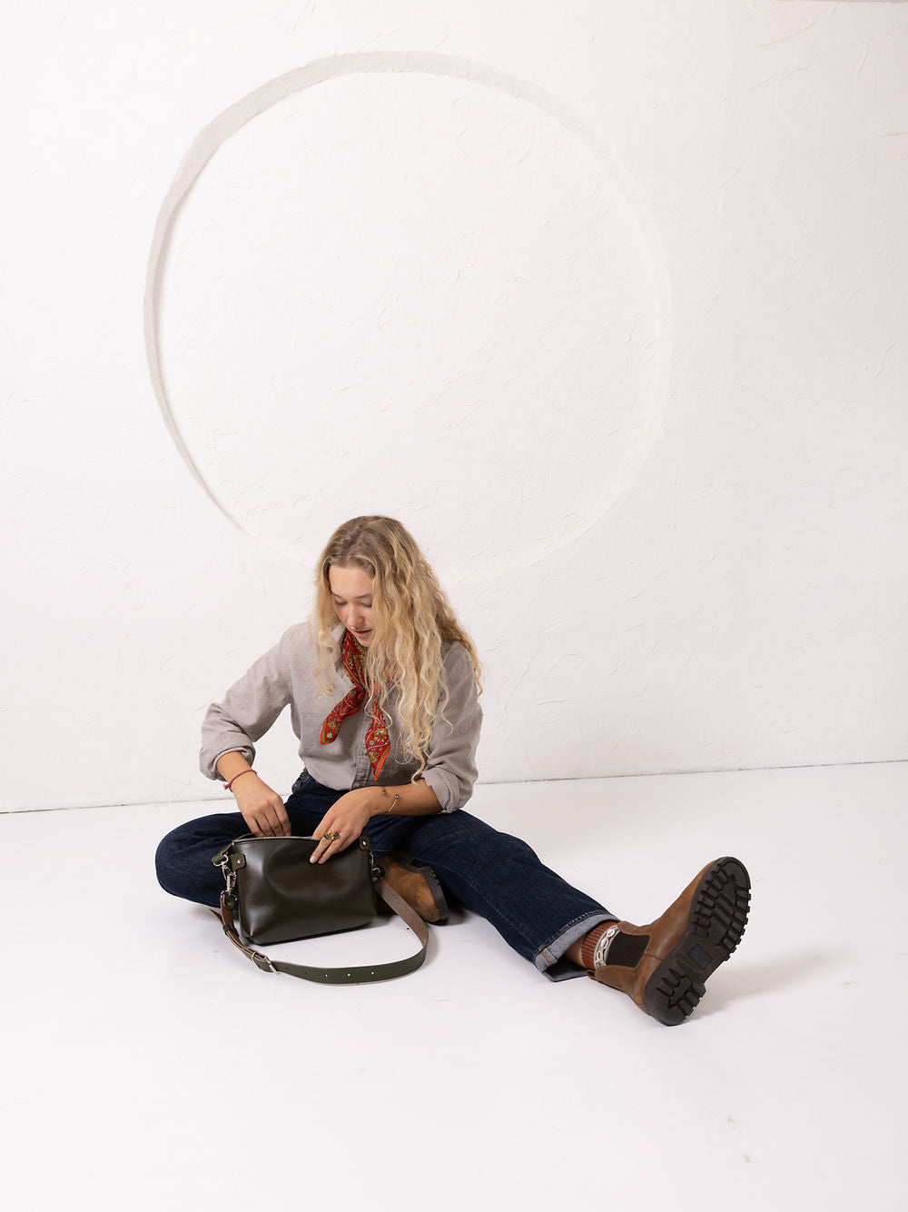 Leather Shoulder and Clutch Bag in Dirty Green