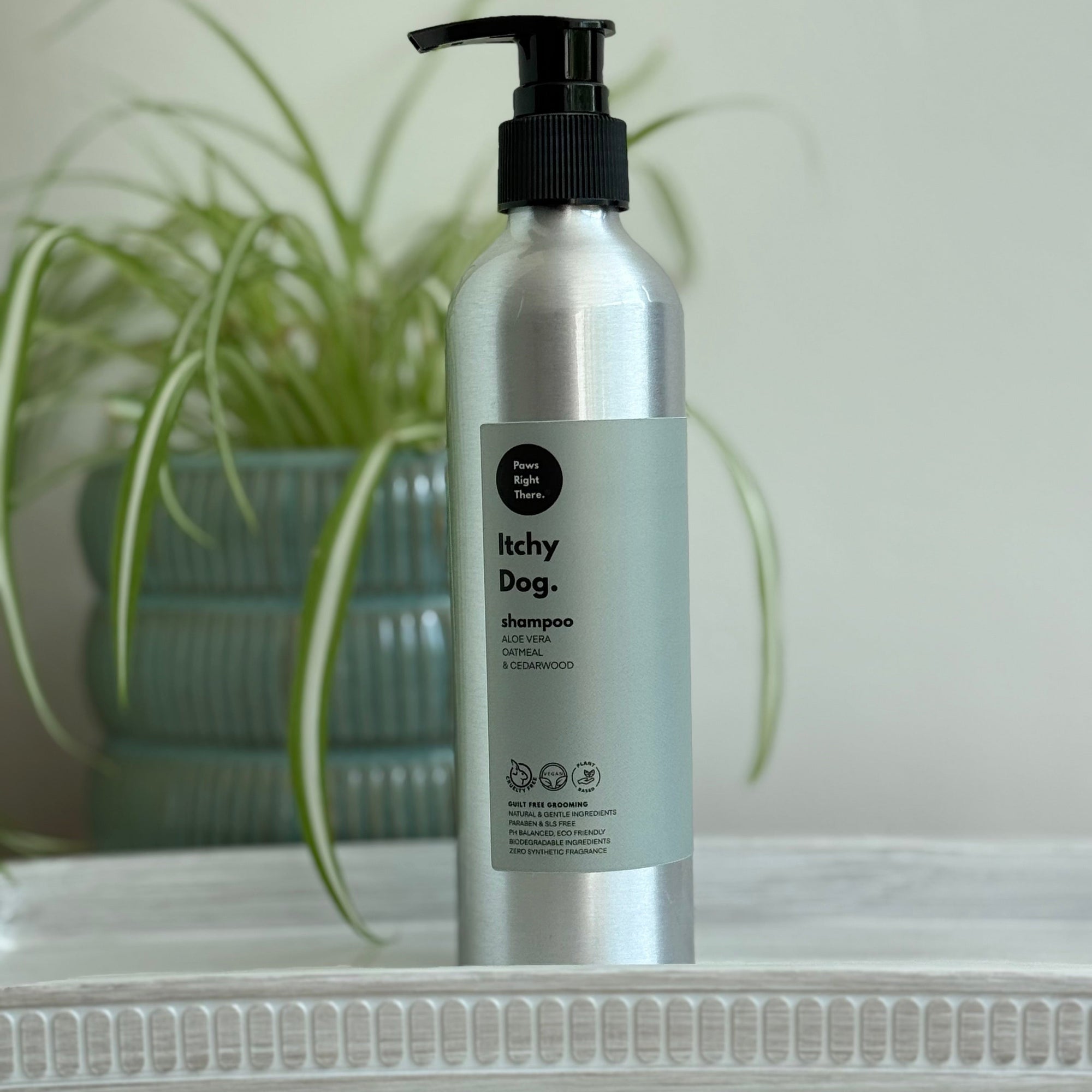 Itchy Dog Shampoo with Oatmeal &amp; Aloe Vera 250ml