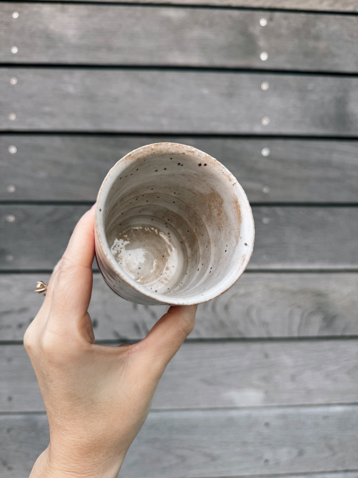 Flat white cups