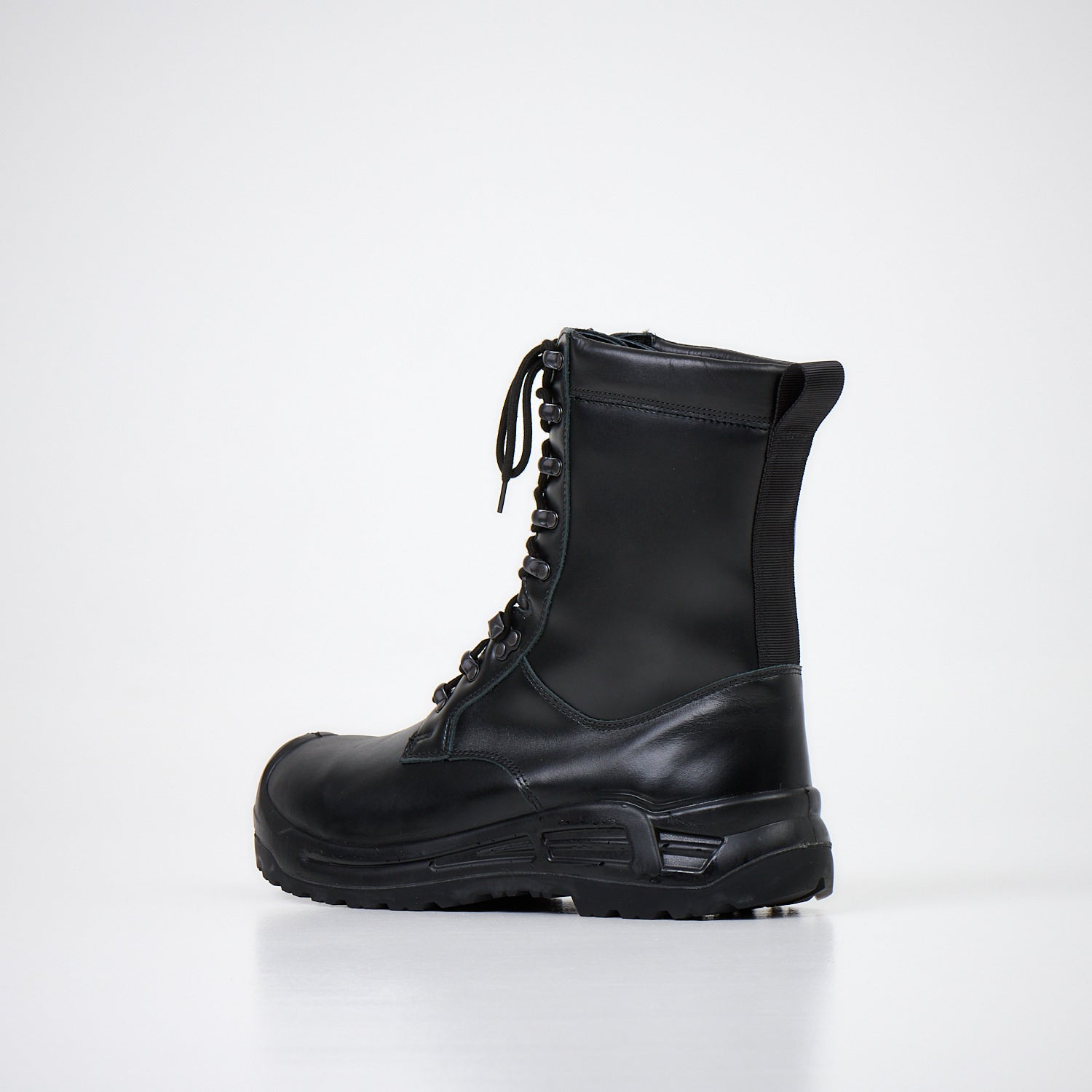 Leather Boots with Vibram Sole for Winter Comfort