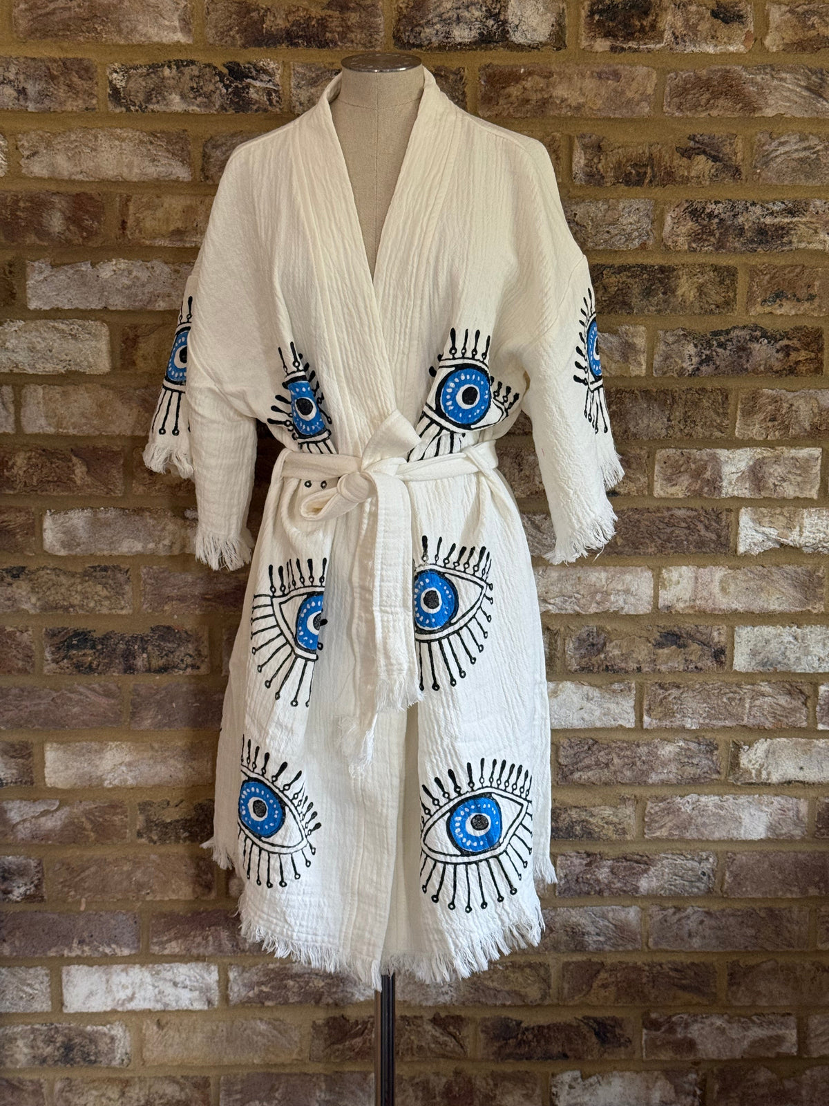 Organic Kimono in White with Light Blue Eye: Short