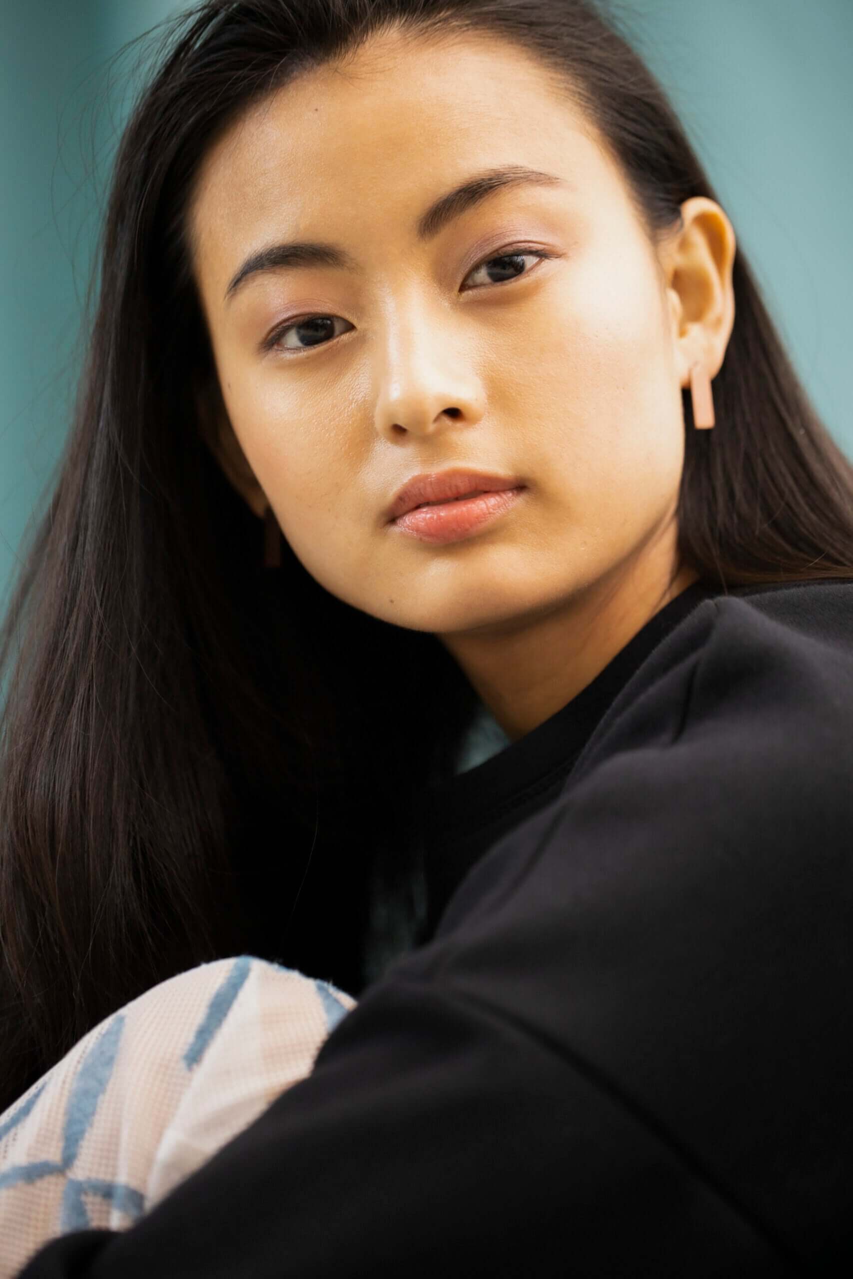 Corner Rose Gold Earrings with Brushed Finish