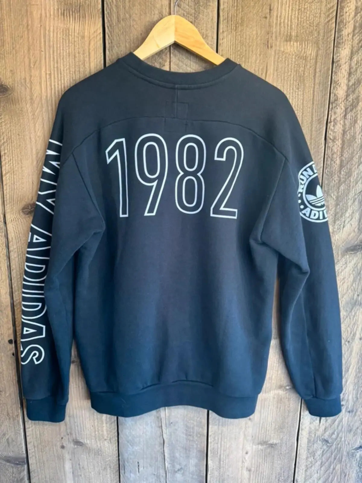 Vintage Adidas Originals Run DMC Jumper Sweatshirt Medium 