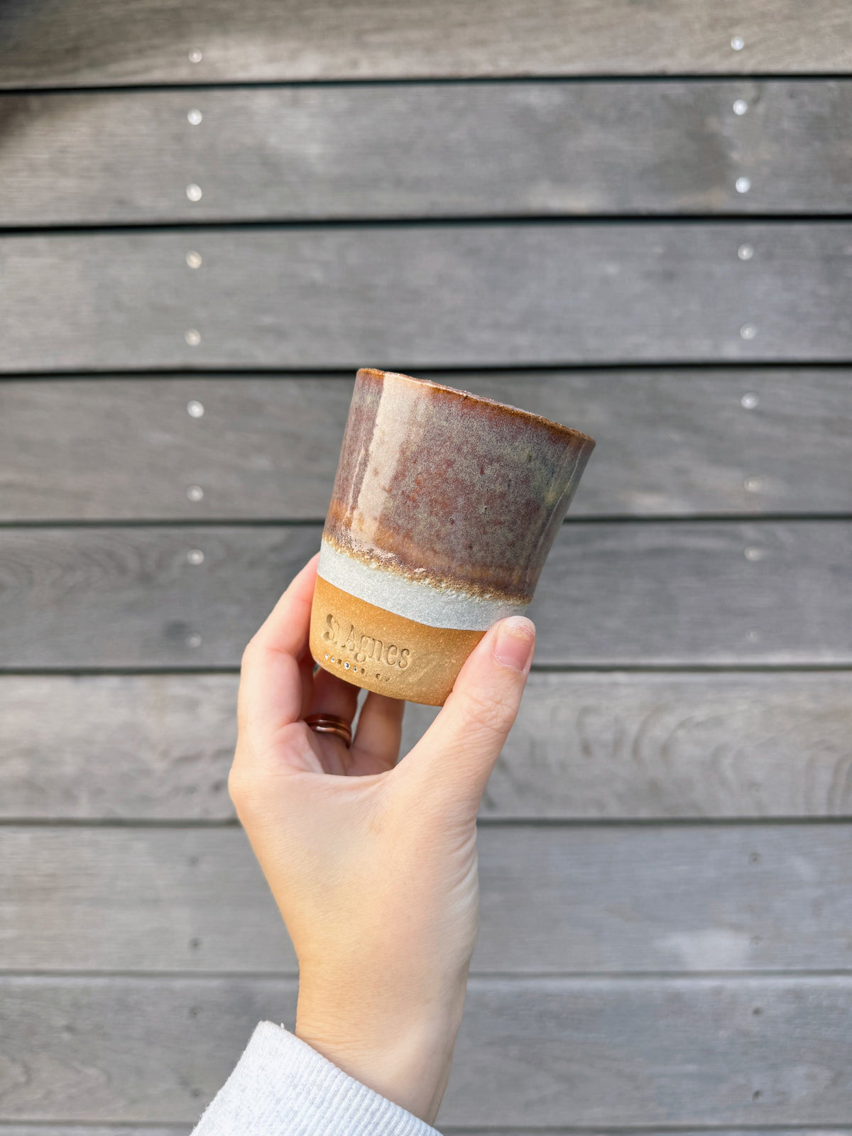 Flat white cups