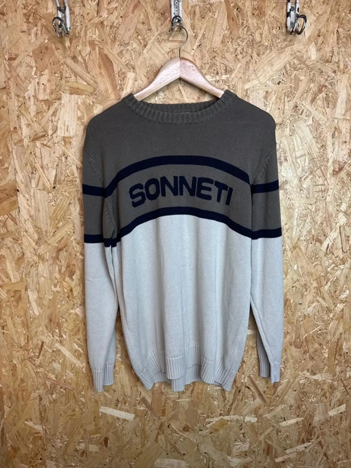 Vintage Original 1990’s Sonneti Spell Out Jumper , Sweatshirt unisex Medium 