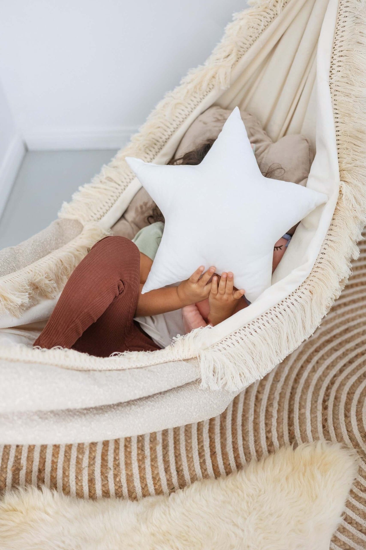 Transform Relaxation with the Cuddle Cloud Hammock - Elegant &amp; Versatile Comfort for Your Home by Sówka at www.brixbailey.com