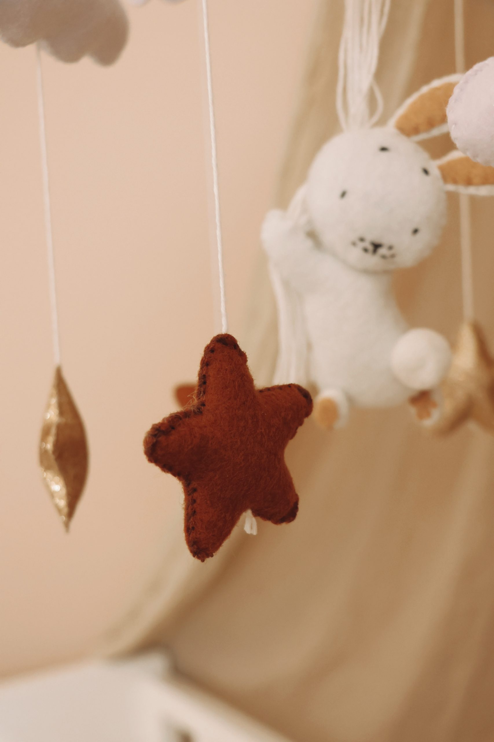 Handmade Bunny baby mobile  bordeaux-2