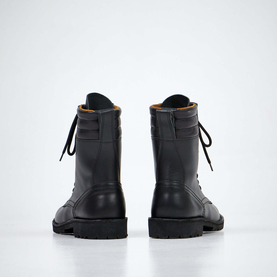 AIPI-1  Handcrafted Unisex Leather Boots