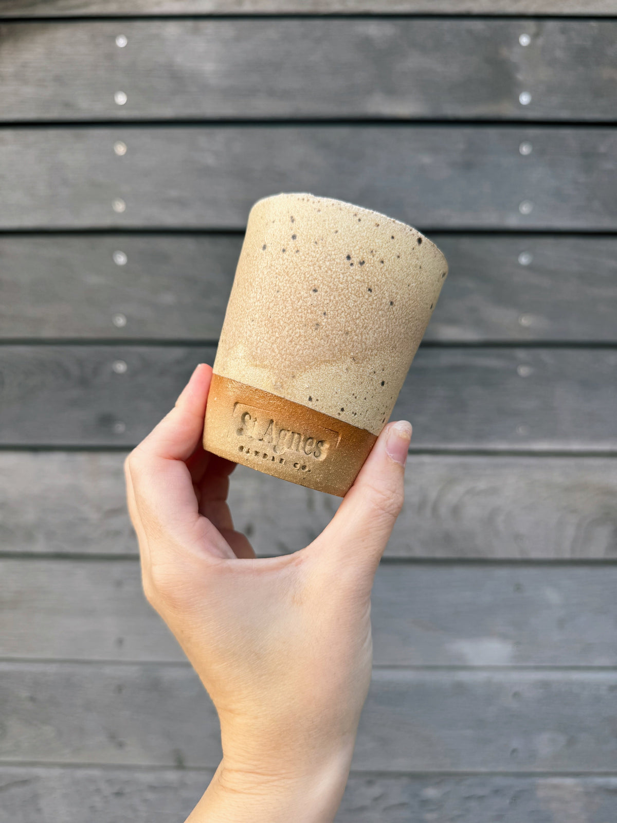 Flat white cups