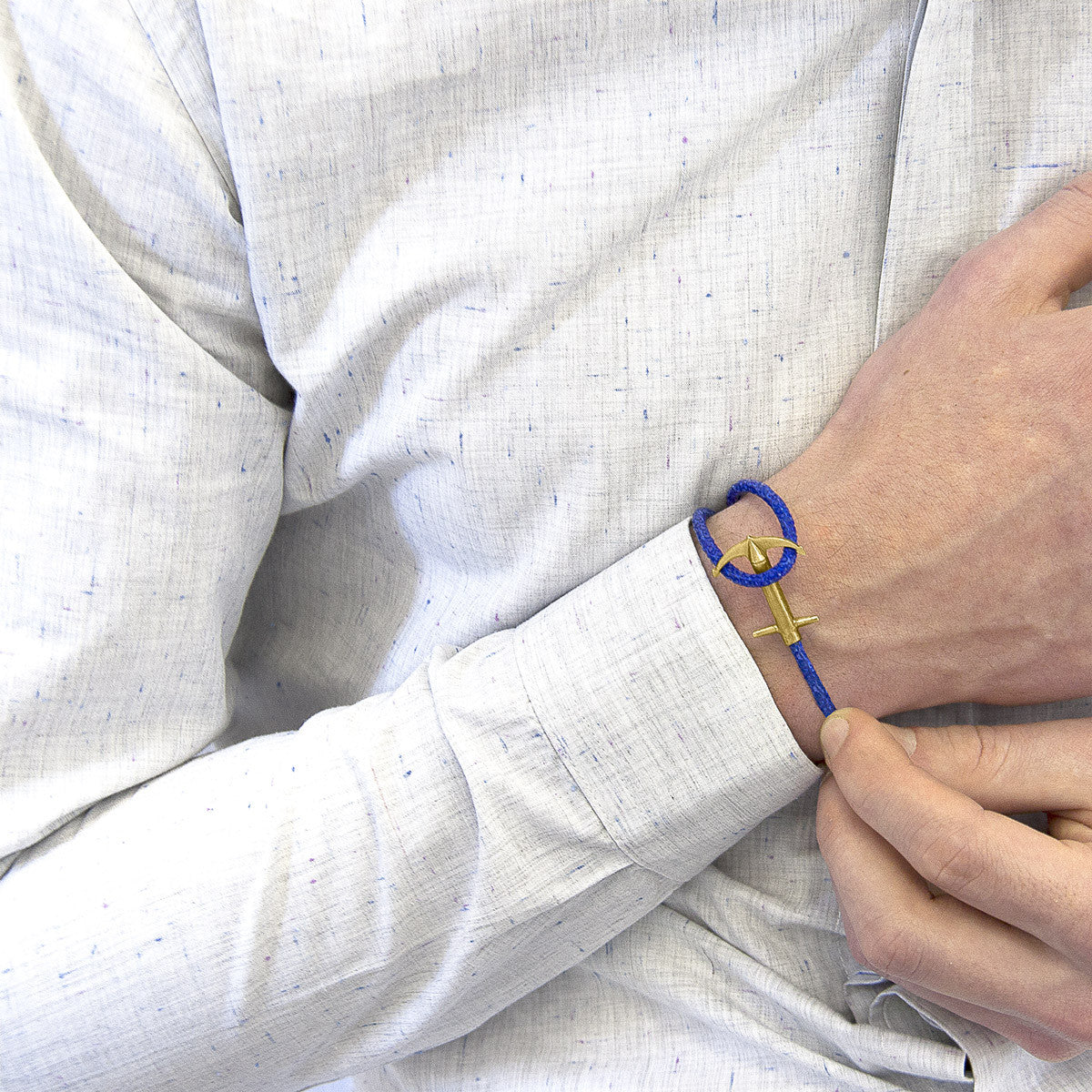 Azure Blue Admiral Anchor 9ct Yellow Gold and Stingray Leather Bracelet