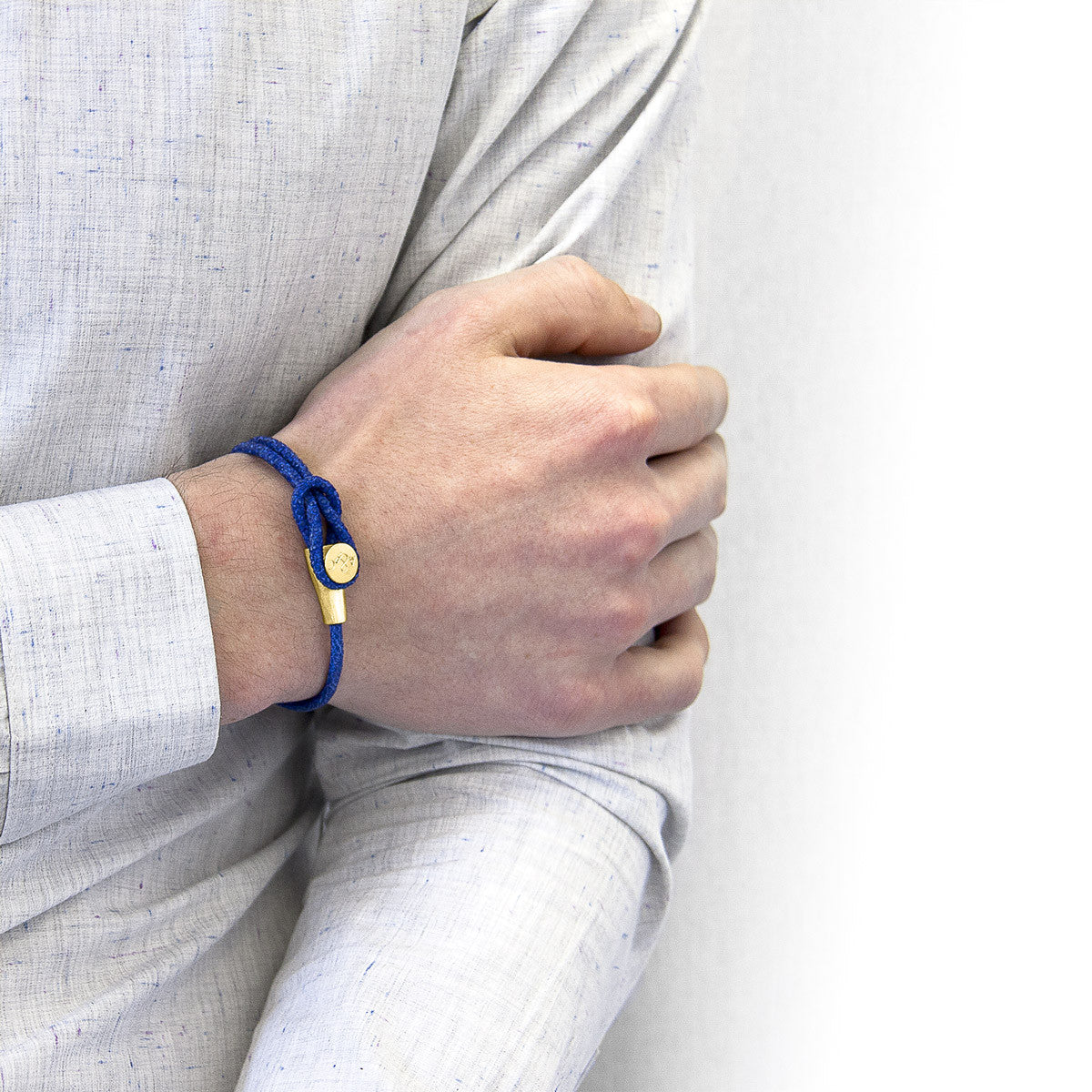 Azure Blue Dundee 9ct Yellow Gold and Stingray Leather Bracelet