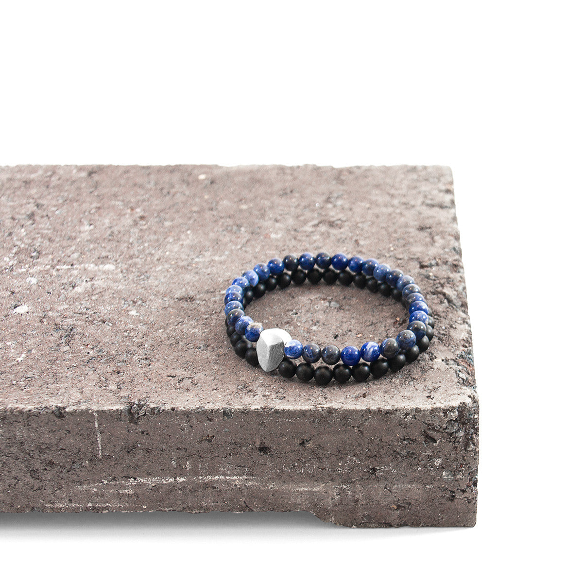 White Howlite Iguazu Silver and Stone Bracelet