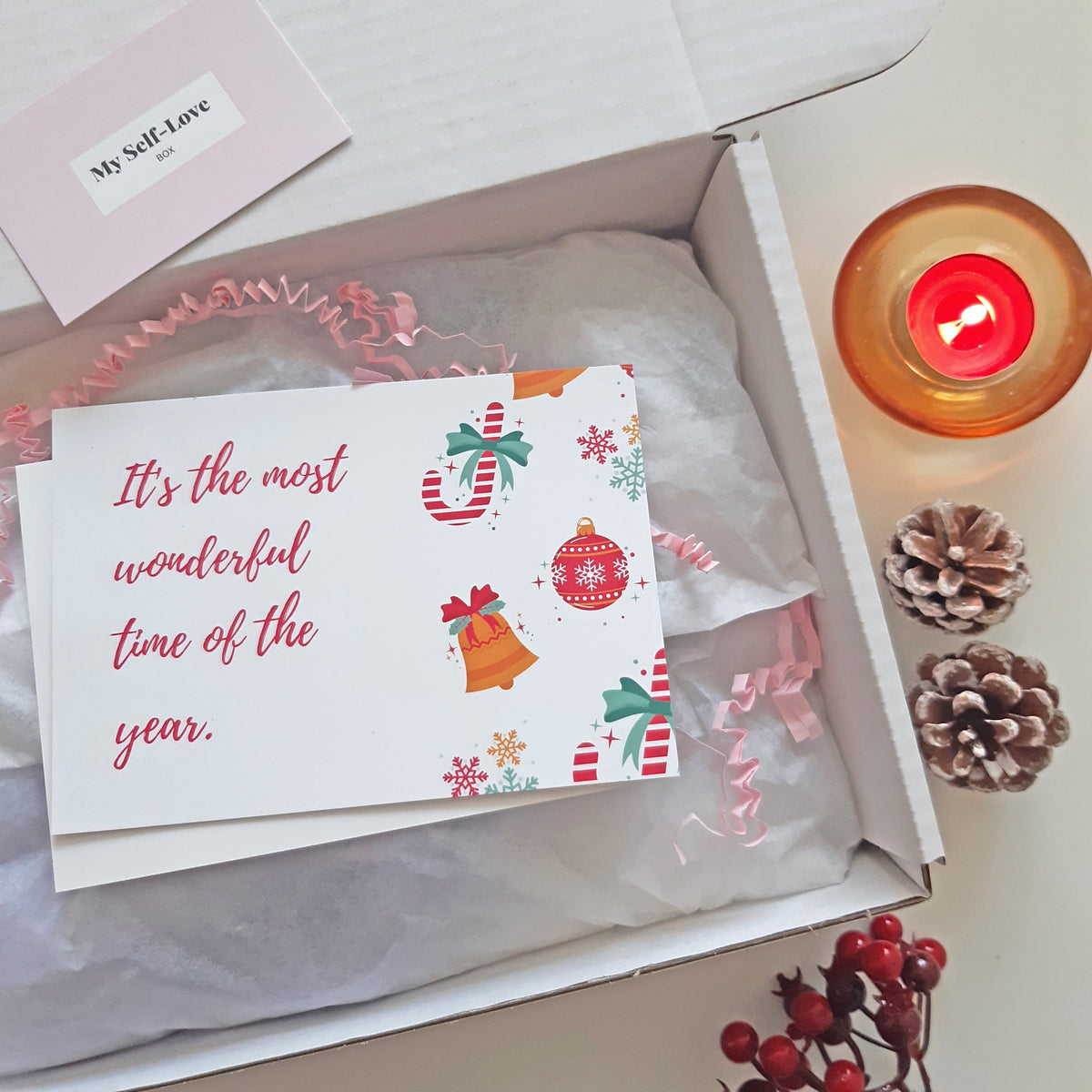 A PINK &amp; COSY CHRISTMAS | FESTIVE PAMPER GIFT BOX