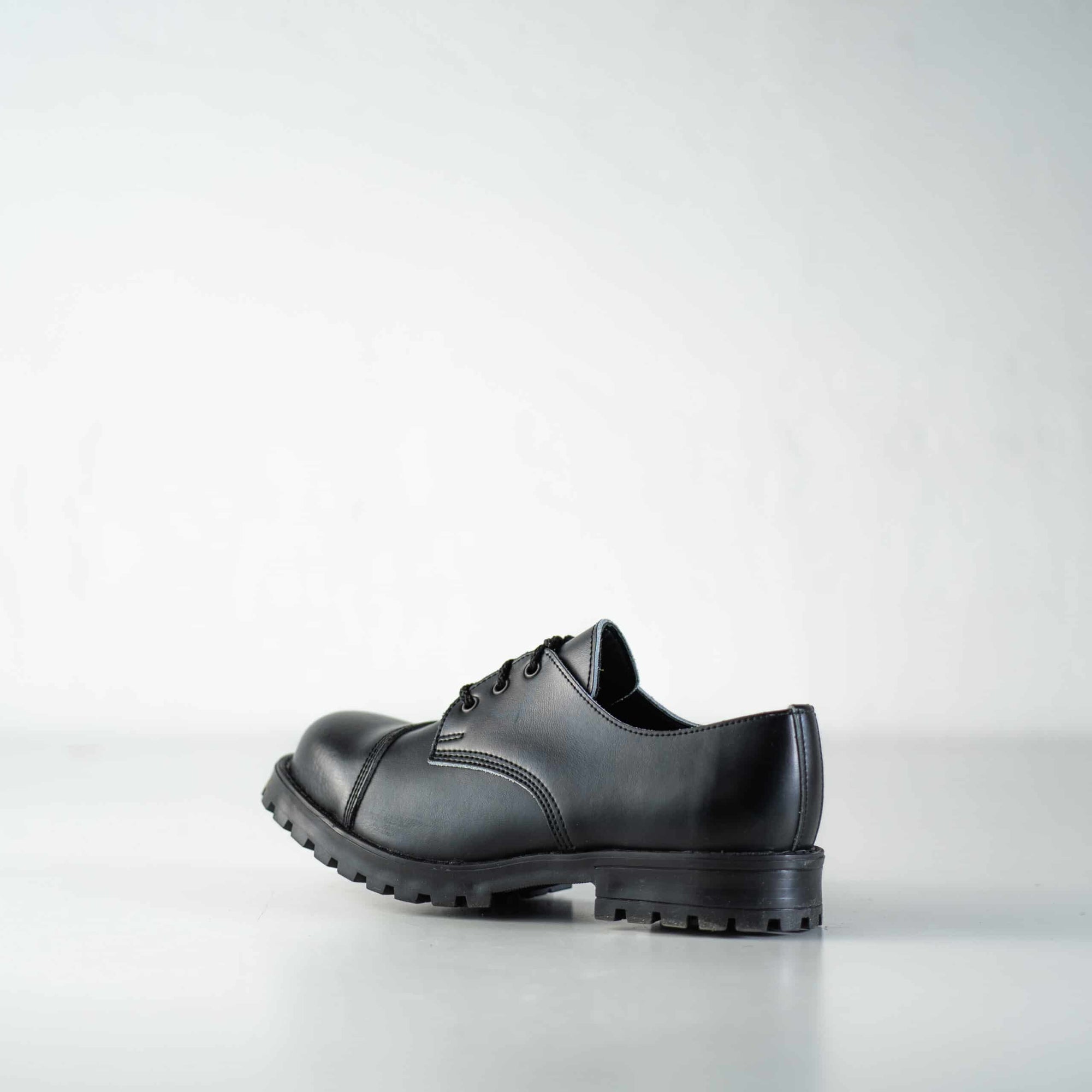 Black Leather Casual Shoes for Everyday Wear