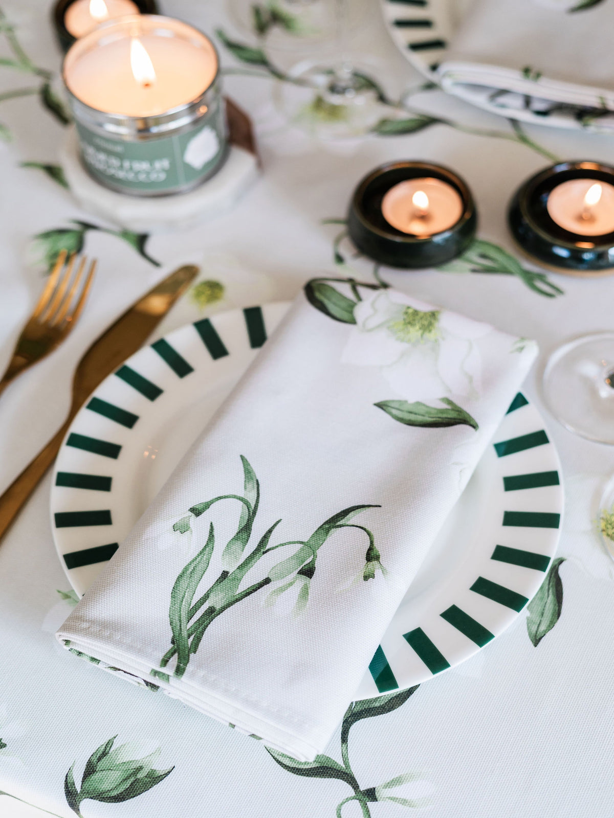 Snowdrop and Hellebore Napkins (Pair)