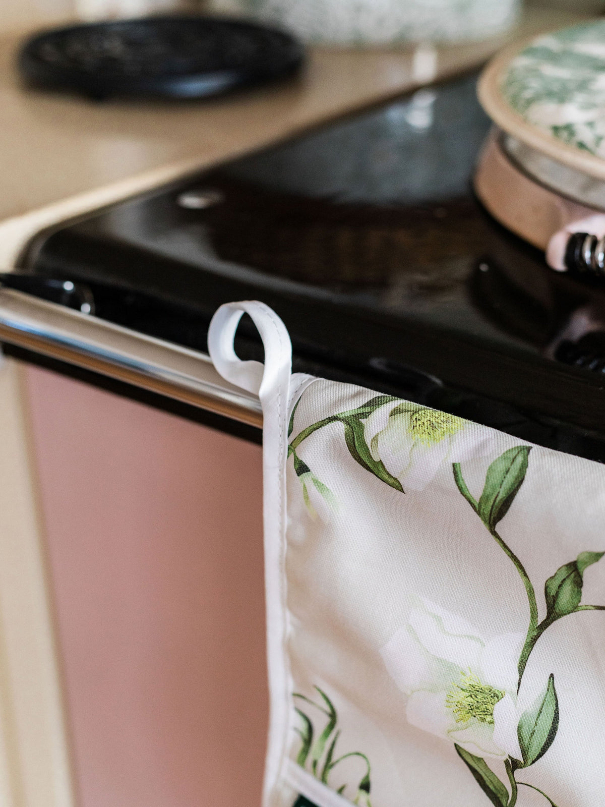 Snowdrop and Hellebore Oven Glove