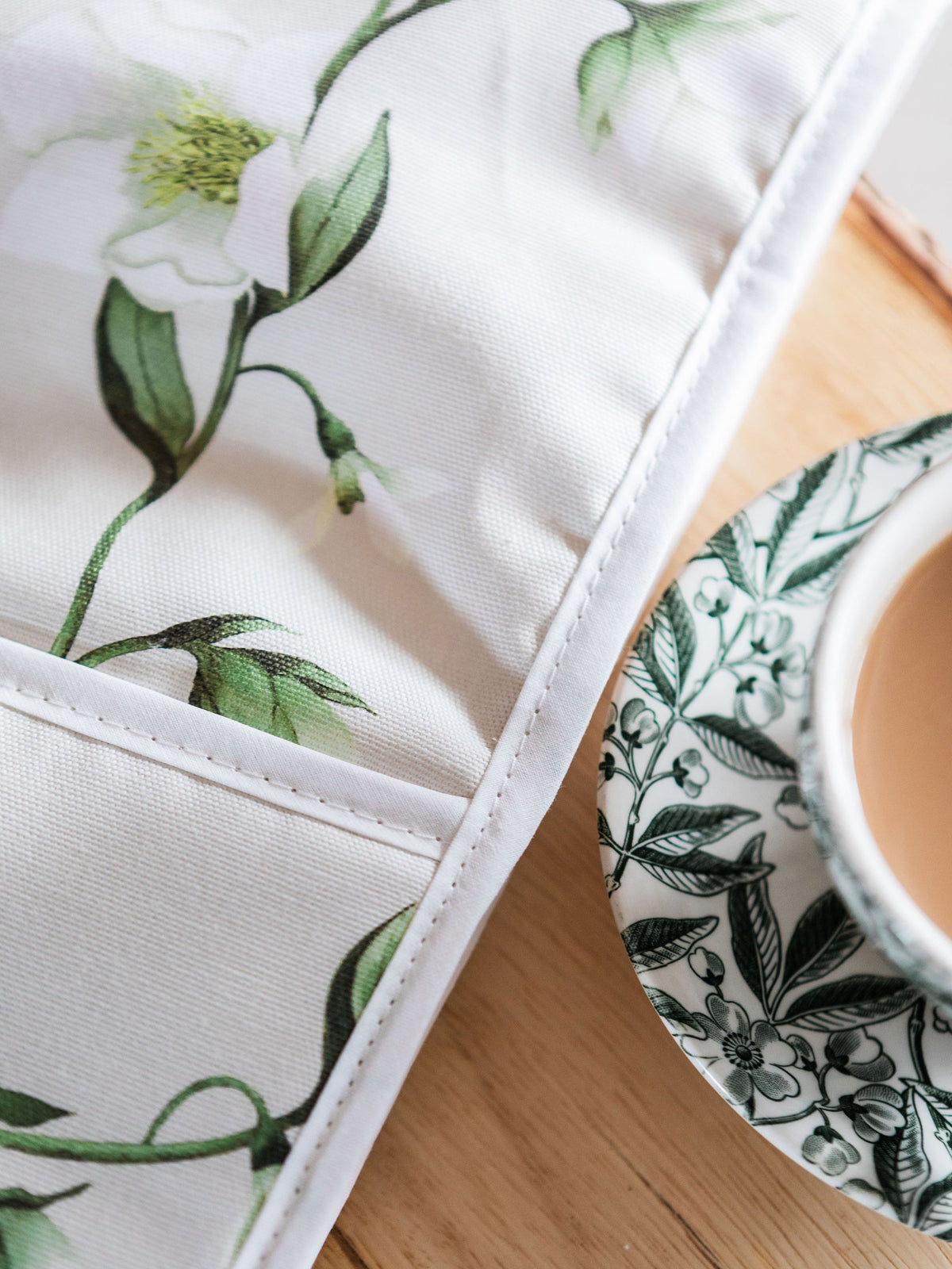 Snowdrop and Hellebore Oven Glove