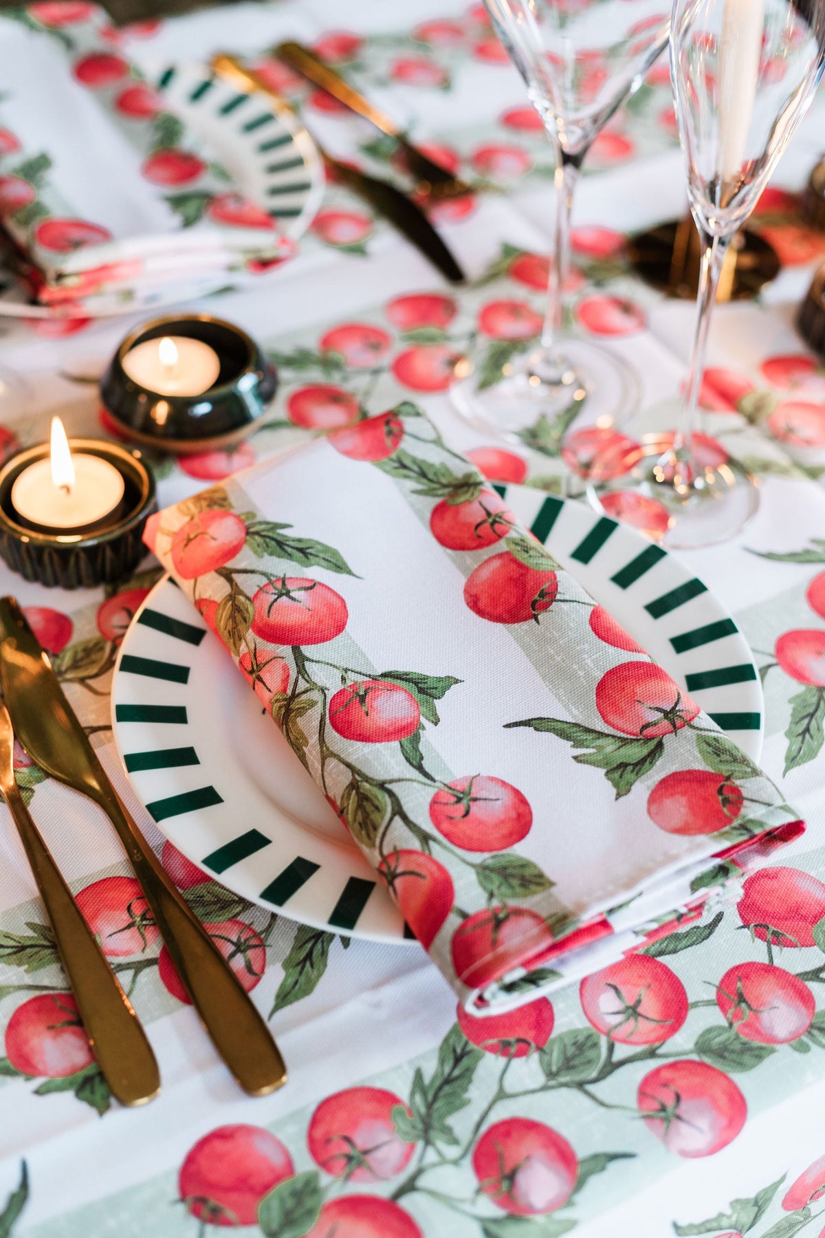 Vine Tomato Napkins (Pair)