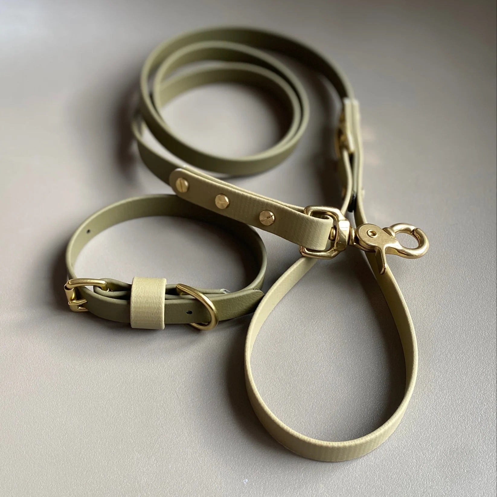 Bentley Olive &amp; Khaki Colour Block Collar