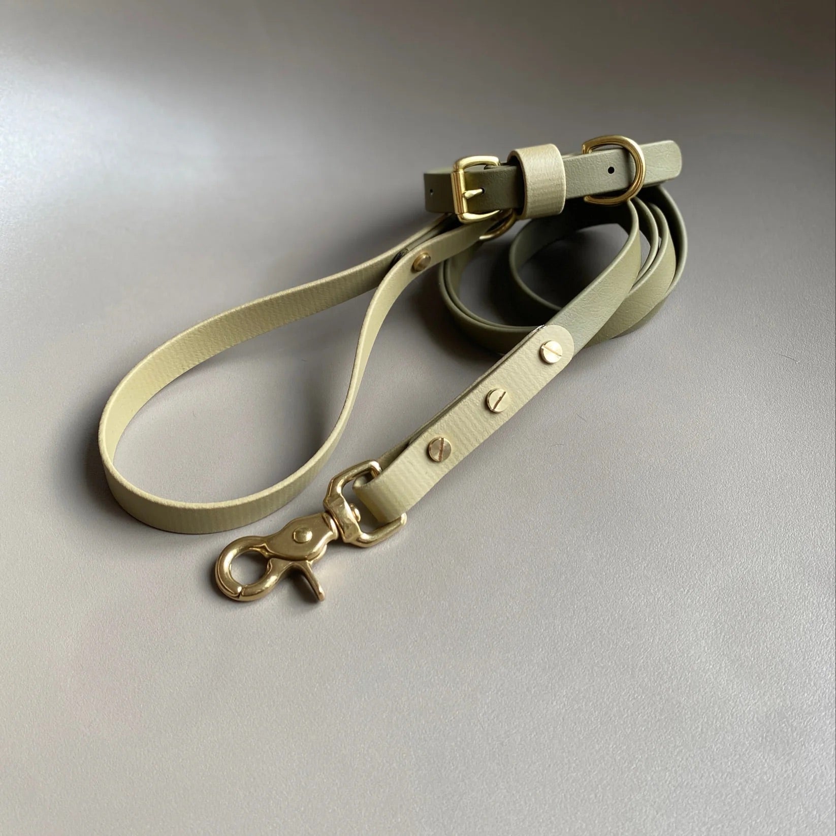 Bentley Olive &amp; Khaki Colour Block Collar