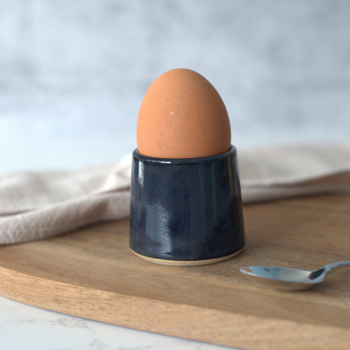 Jet Black Classic Egg Cup