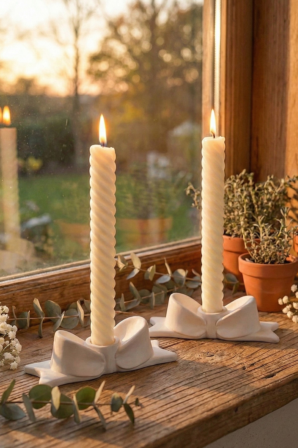 Bow Candle Holder