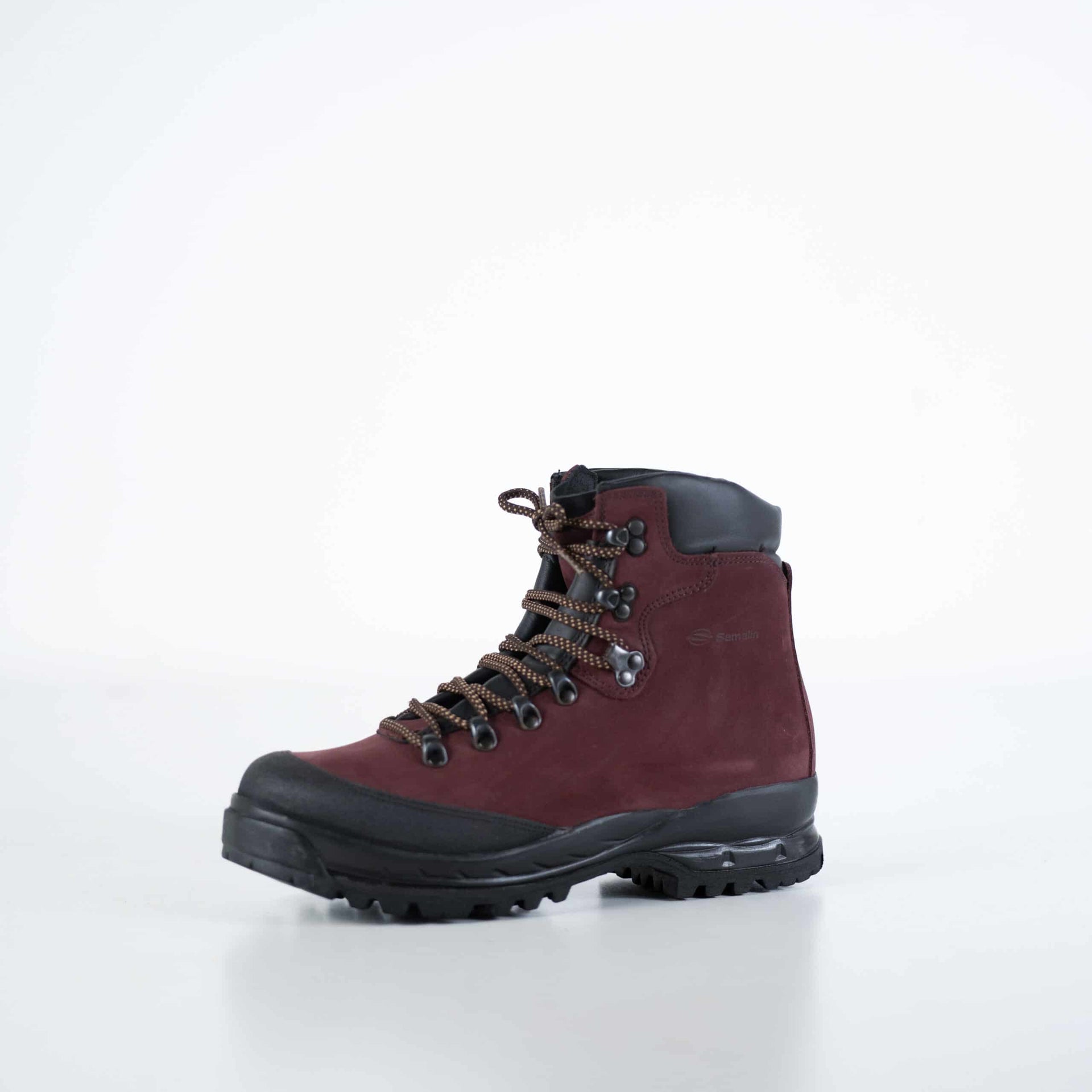 553P Tundra Hiking Boots – Durable, Comfortable & Waterproof by Samelin at www.brixbailey.com