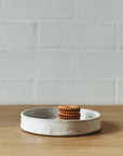 white straight edge flat plates