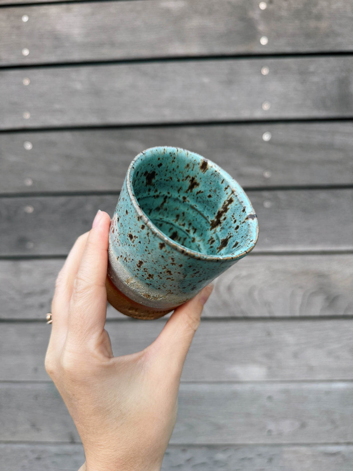 Flat white cups