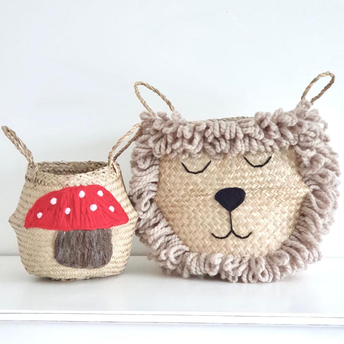 Toadstool basket - small