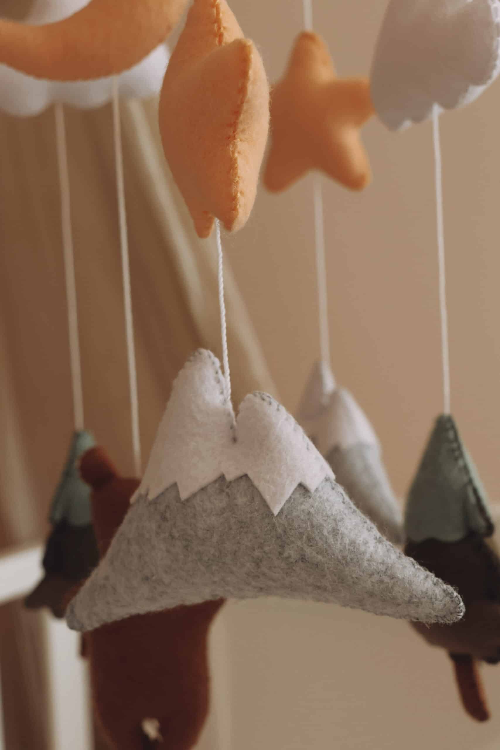 Handmade Brown Bear baby mobile-3