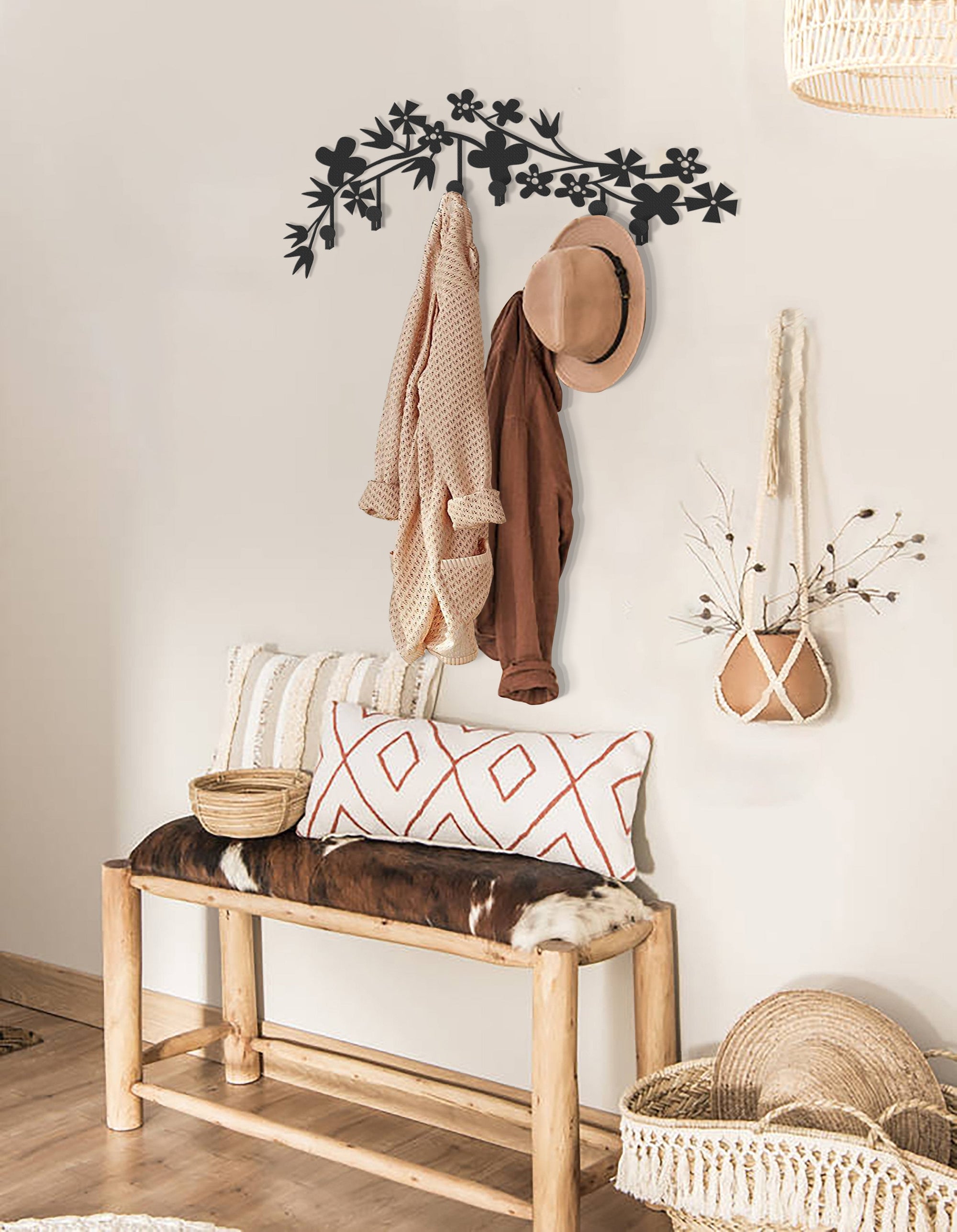 Black Metal Minimalist Coat Rack