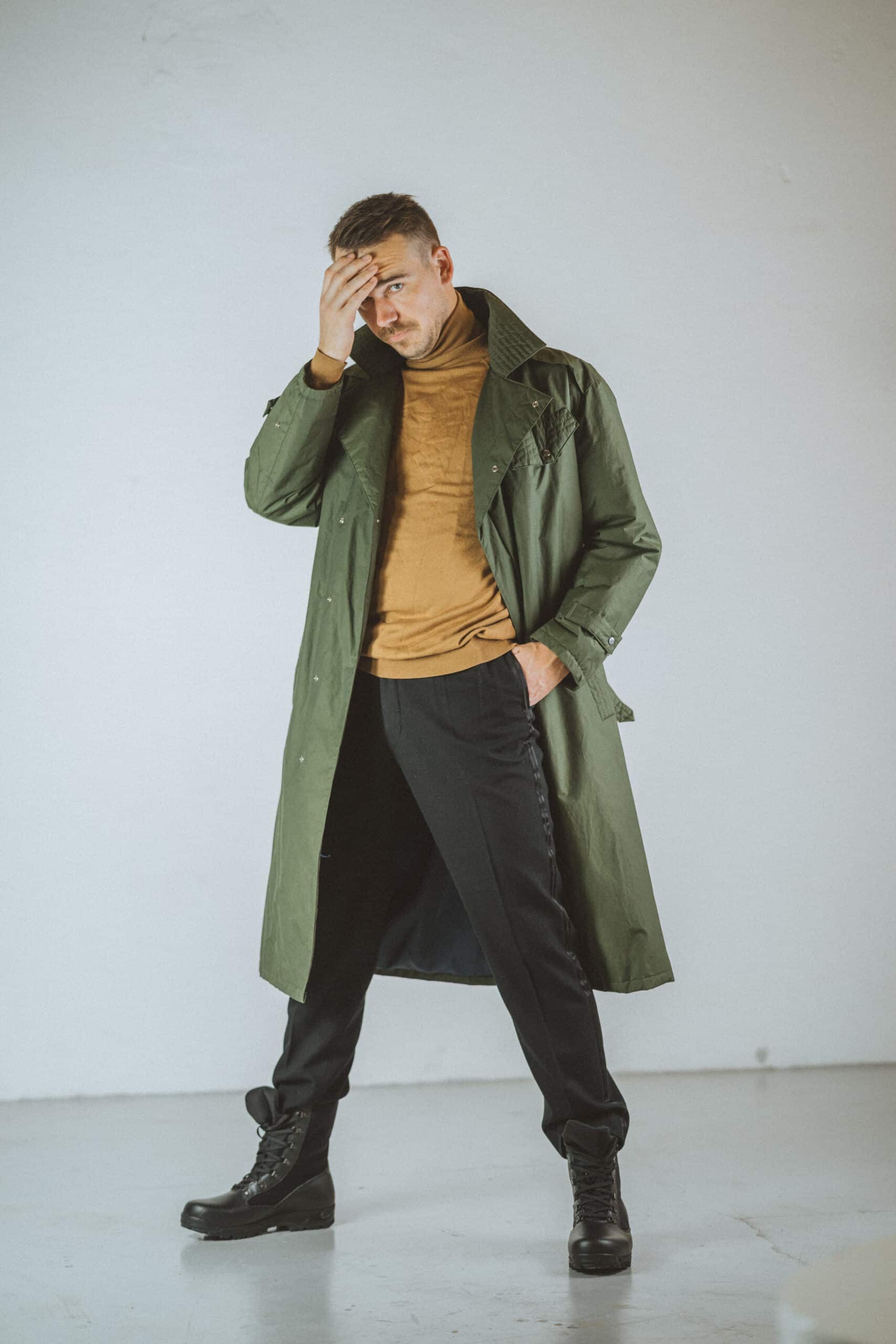 Black Suede Desert Boots for Everyday Style