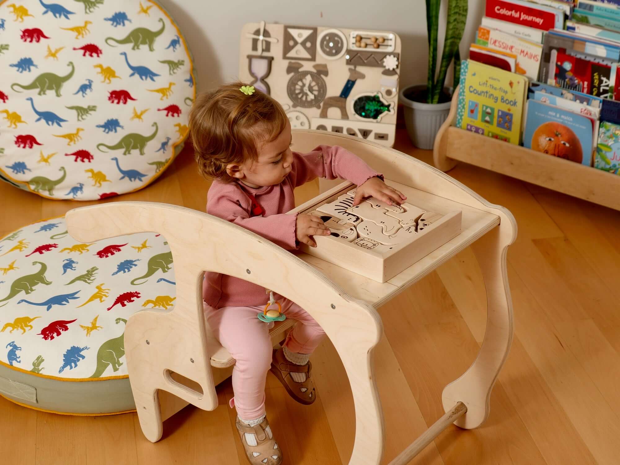 Wooden Safari Animal Puzzle Box for Toddlers-1