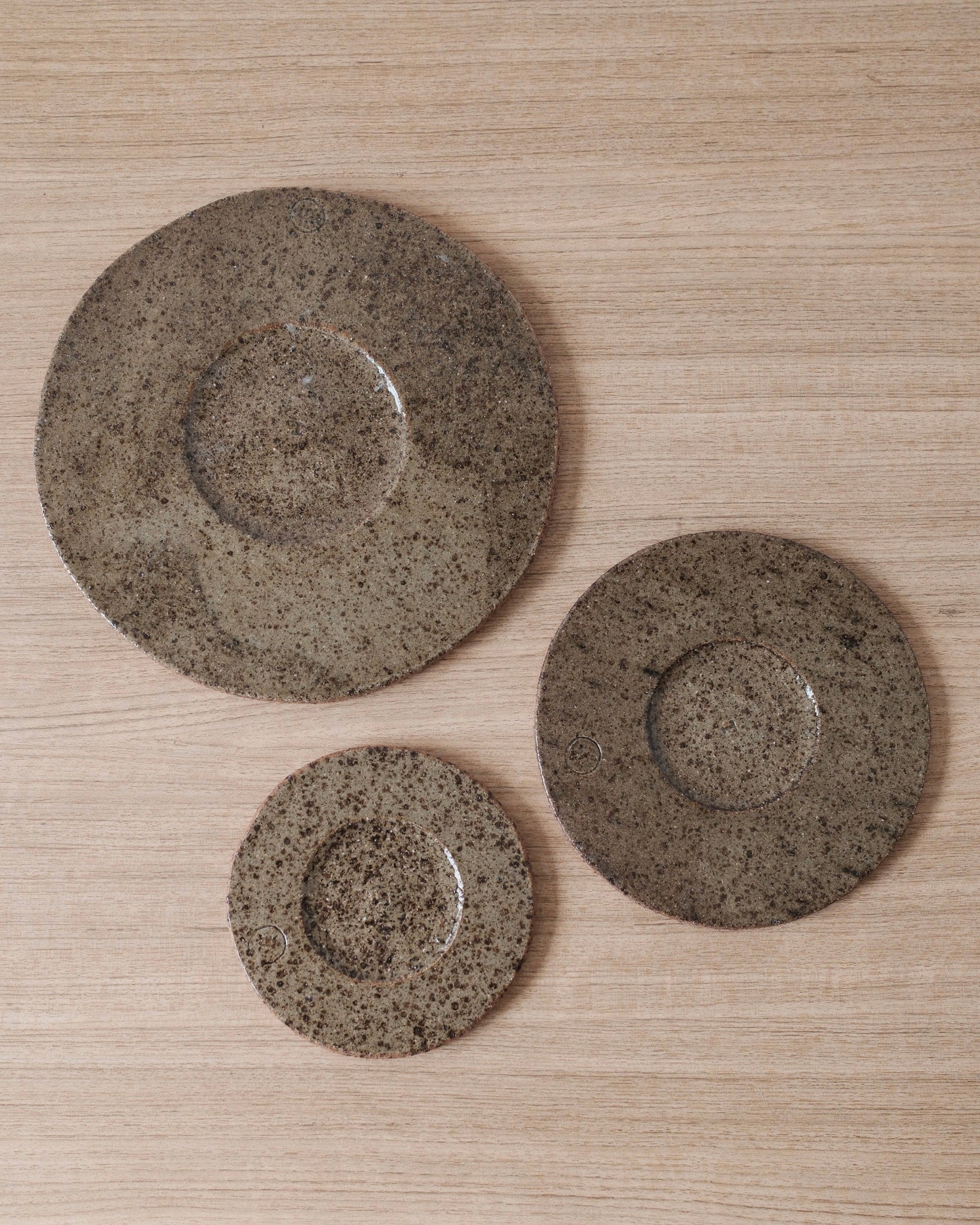 Handmade ceramic planter - Natural Earth