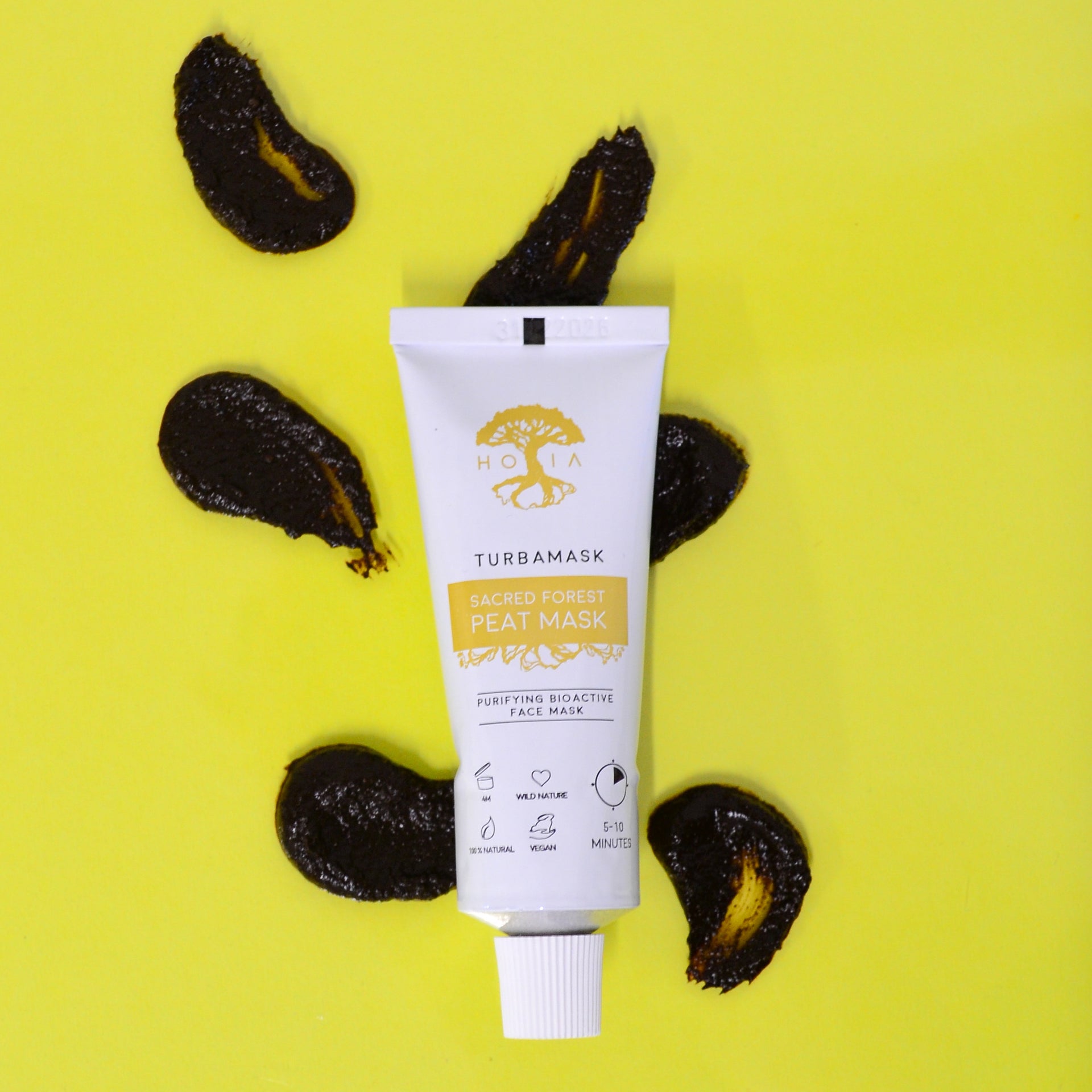 Estonian Peat Face Mask – Balances & Rejuvenates Skin by HOIA at www.brixbailey.com