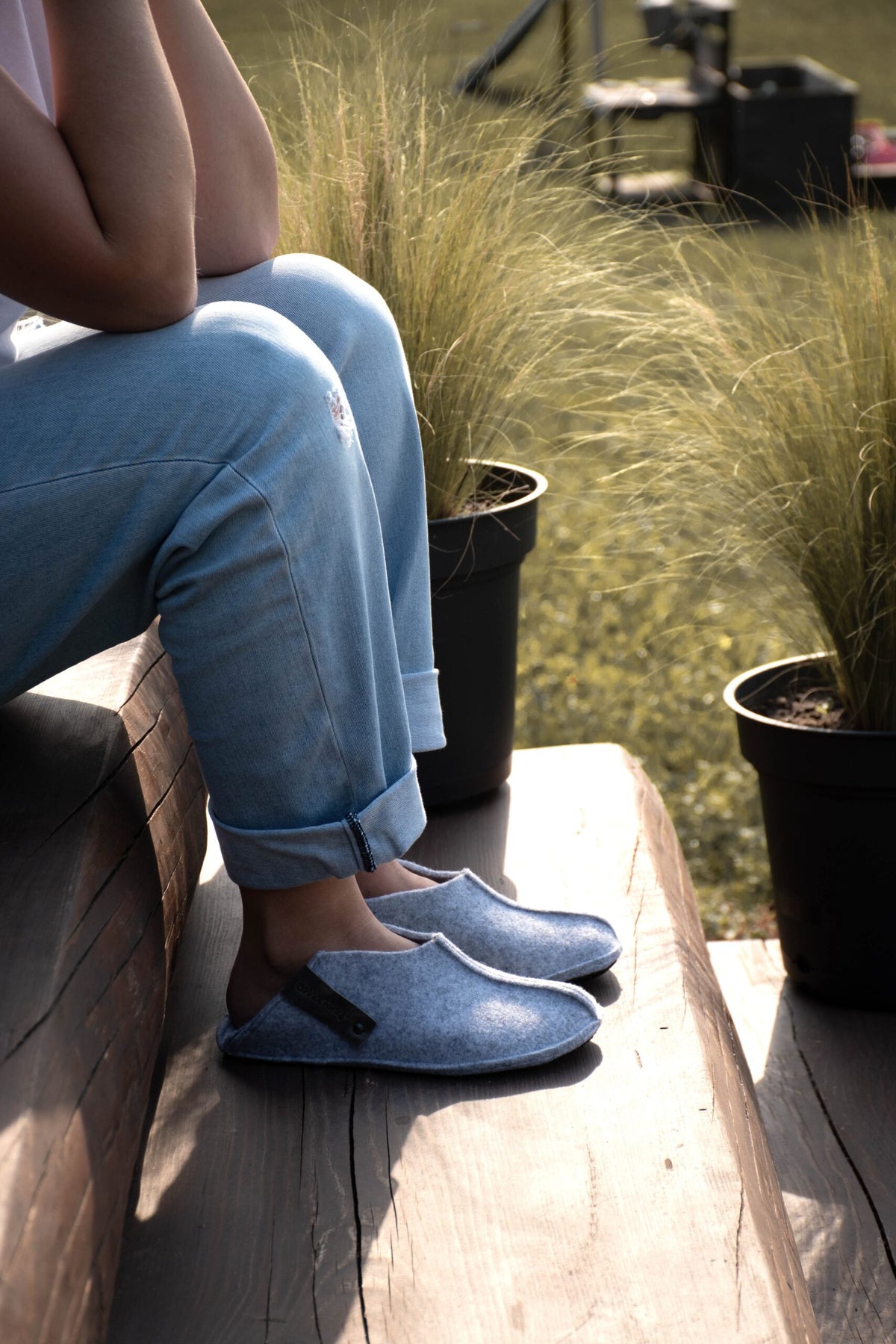 Tohkri Unisex Slippers - Grey