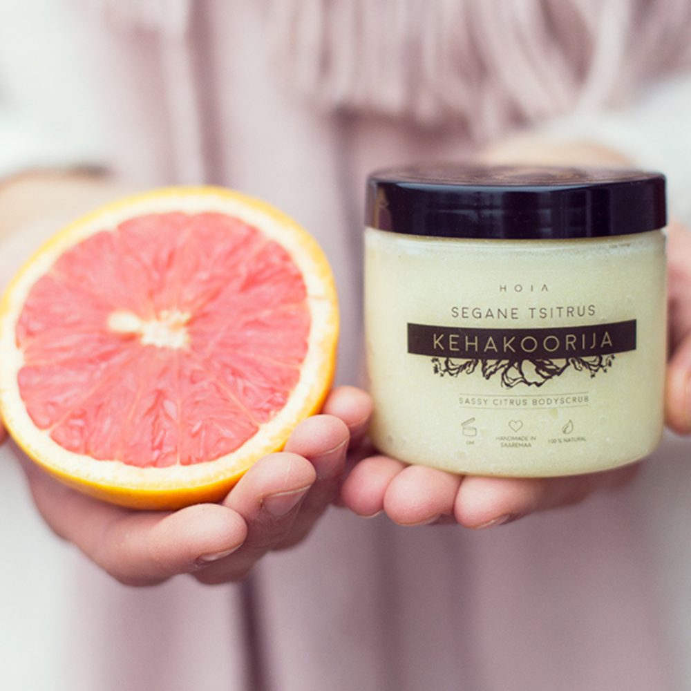 Sassy Citrus Body Scrub – Invigorating &amp; Moisturizing Care by HOIA at www.brixbailey.com