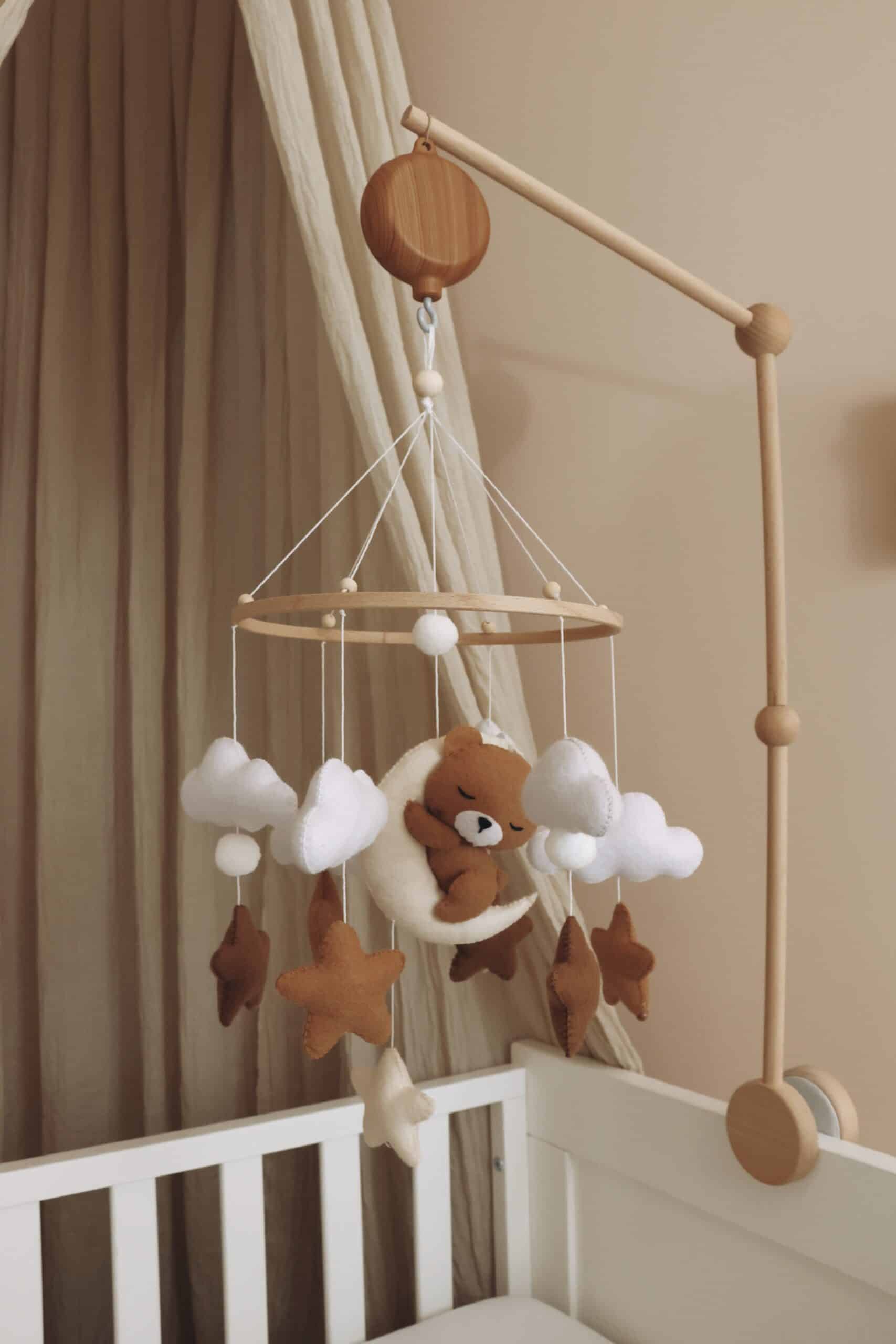 Wooden baby mobile arm fixed-2