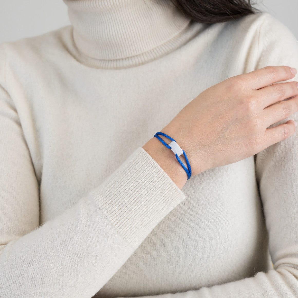 Snow Regent Cord Bracelet