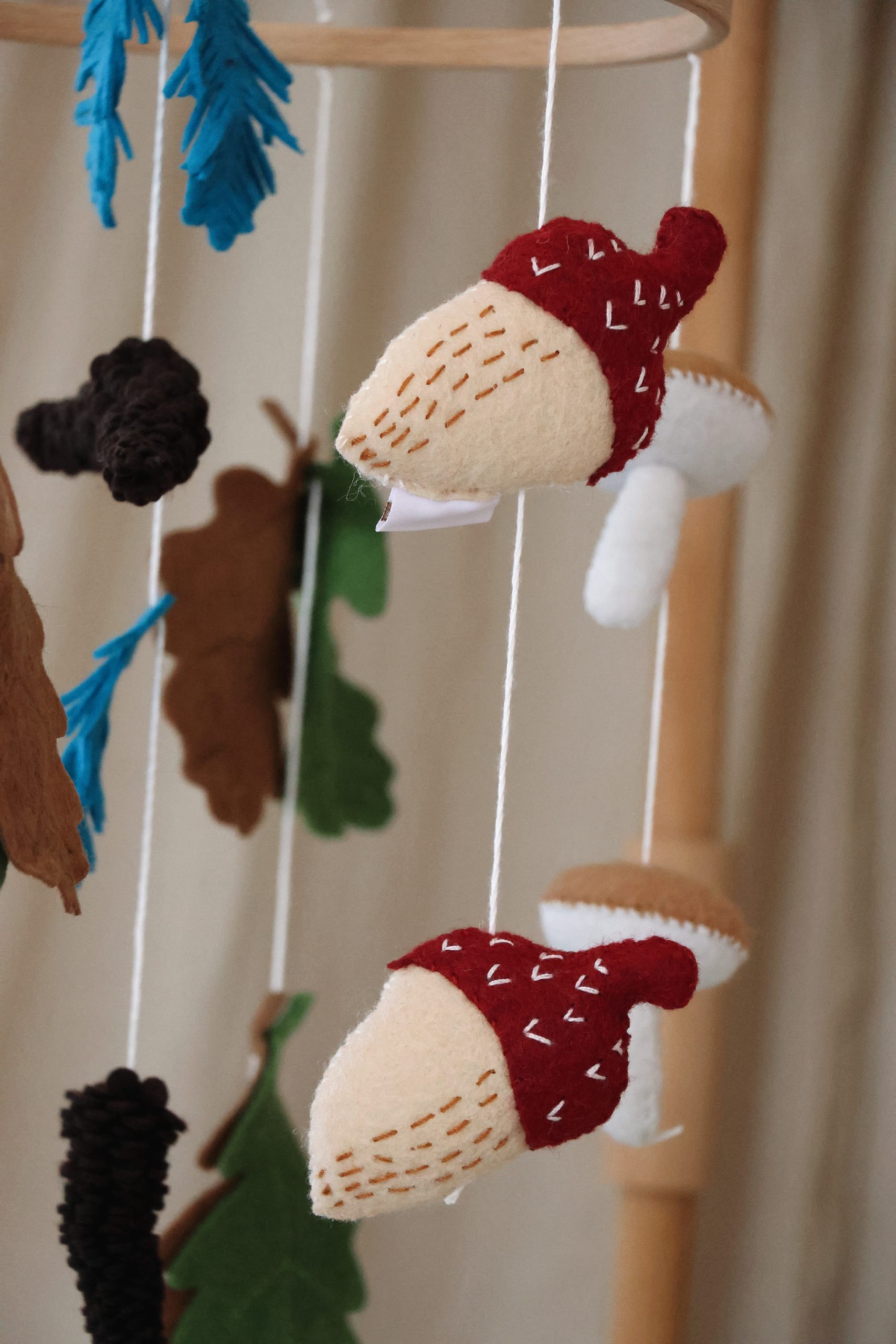 Handmade Autumn babymobile-2