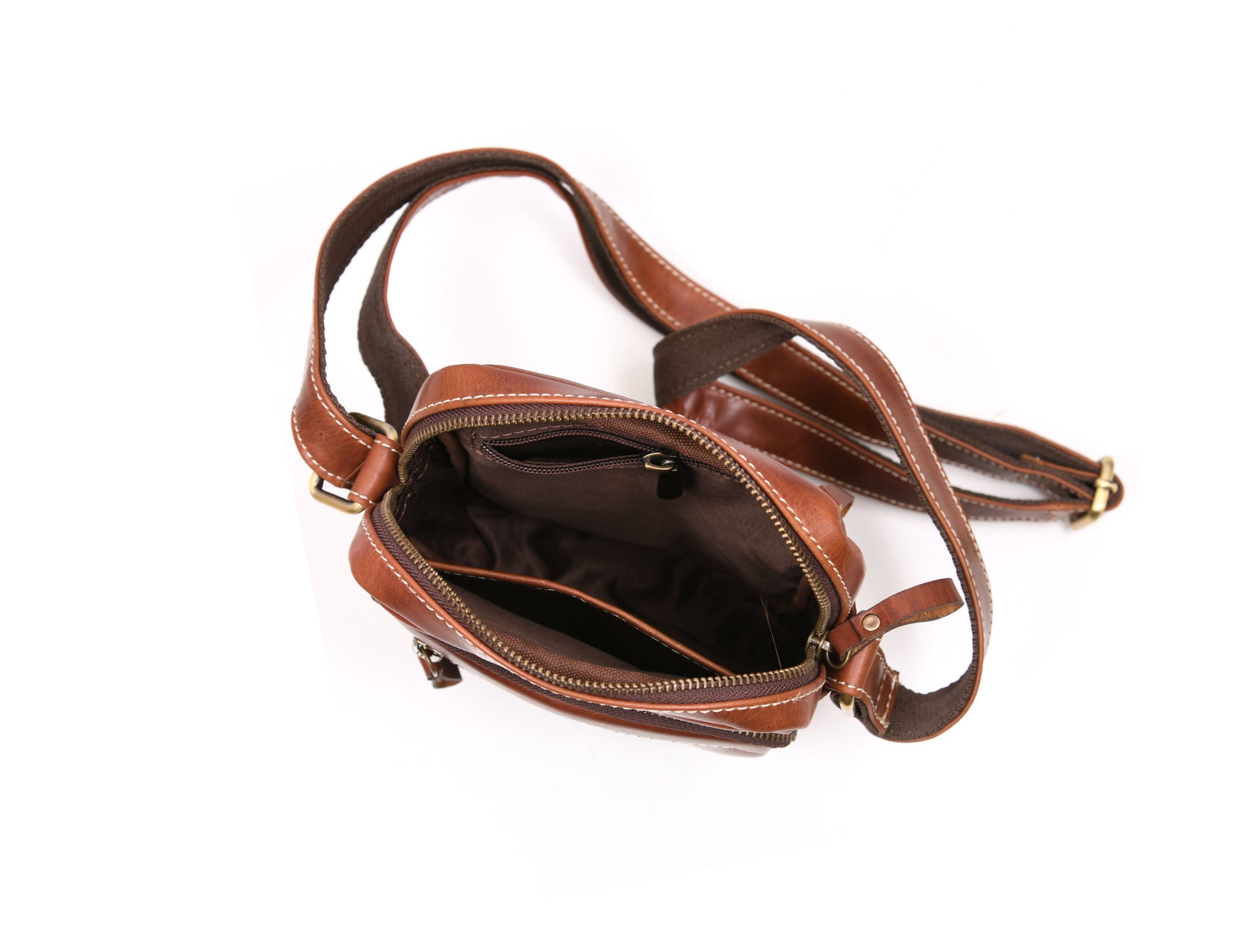 Leather Flight Crossbody Bag – Stylish &amp; Travel Ready
