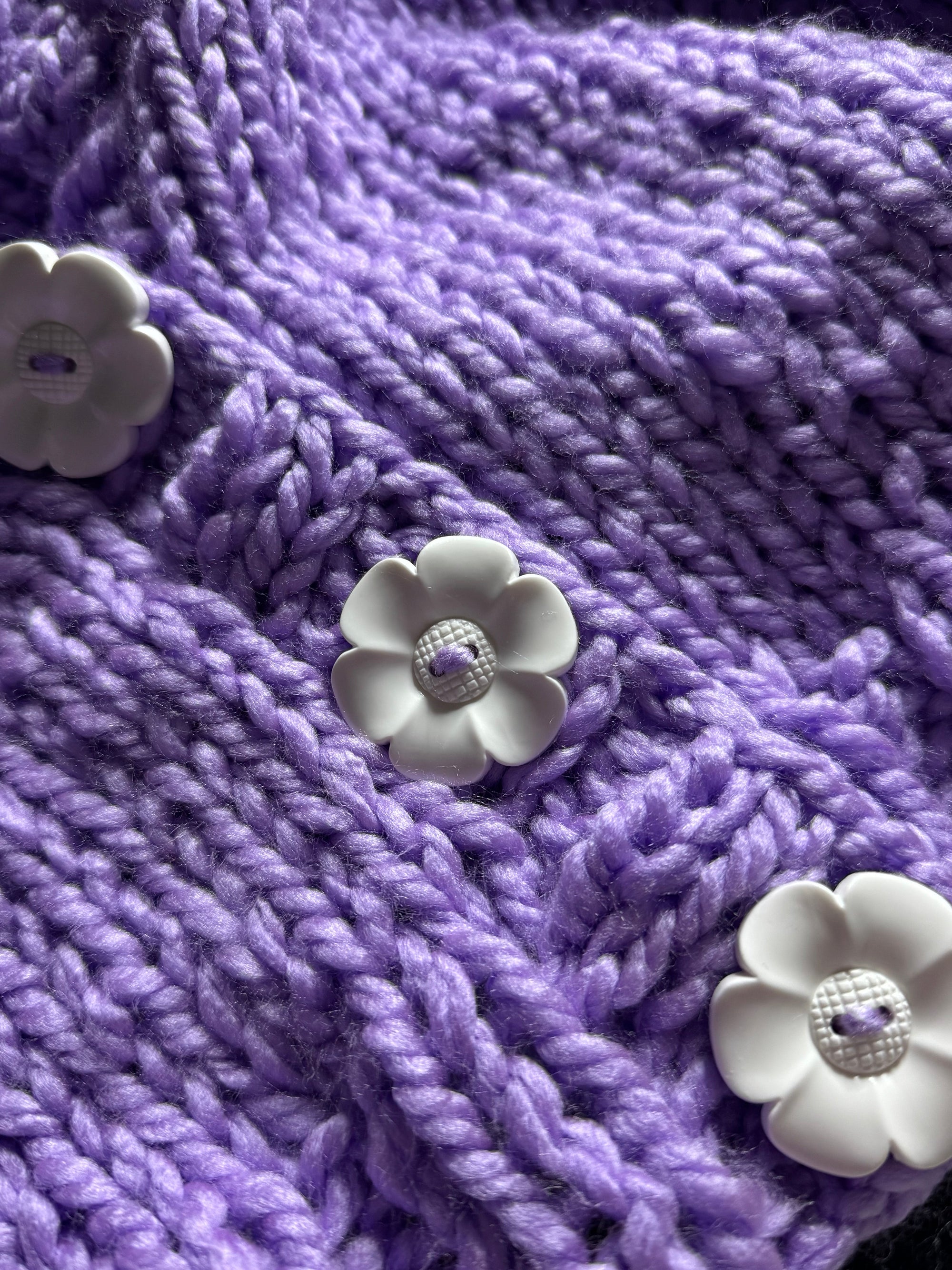 Hand-Knitted Chunky Kids Cardigan with Daisy Embellishments – Custom-Made in Any Size &amp; Colour