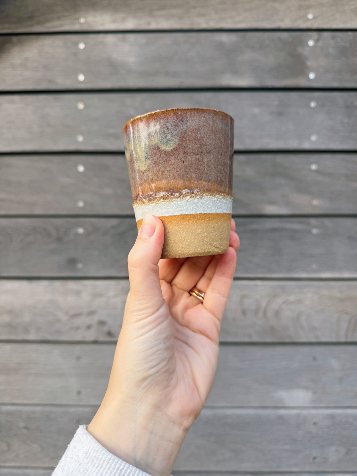 Flat white cups