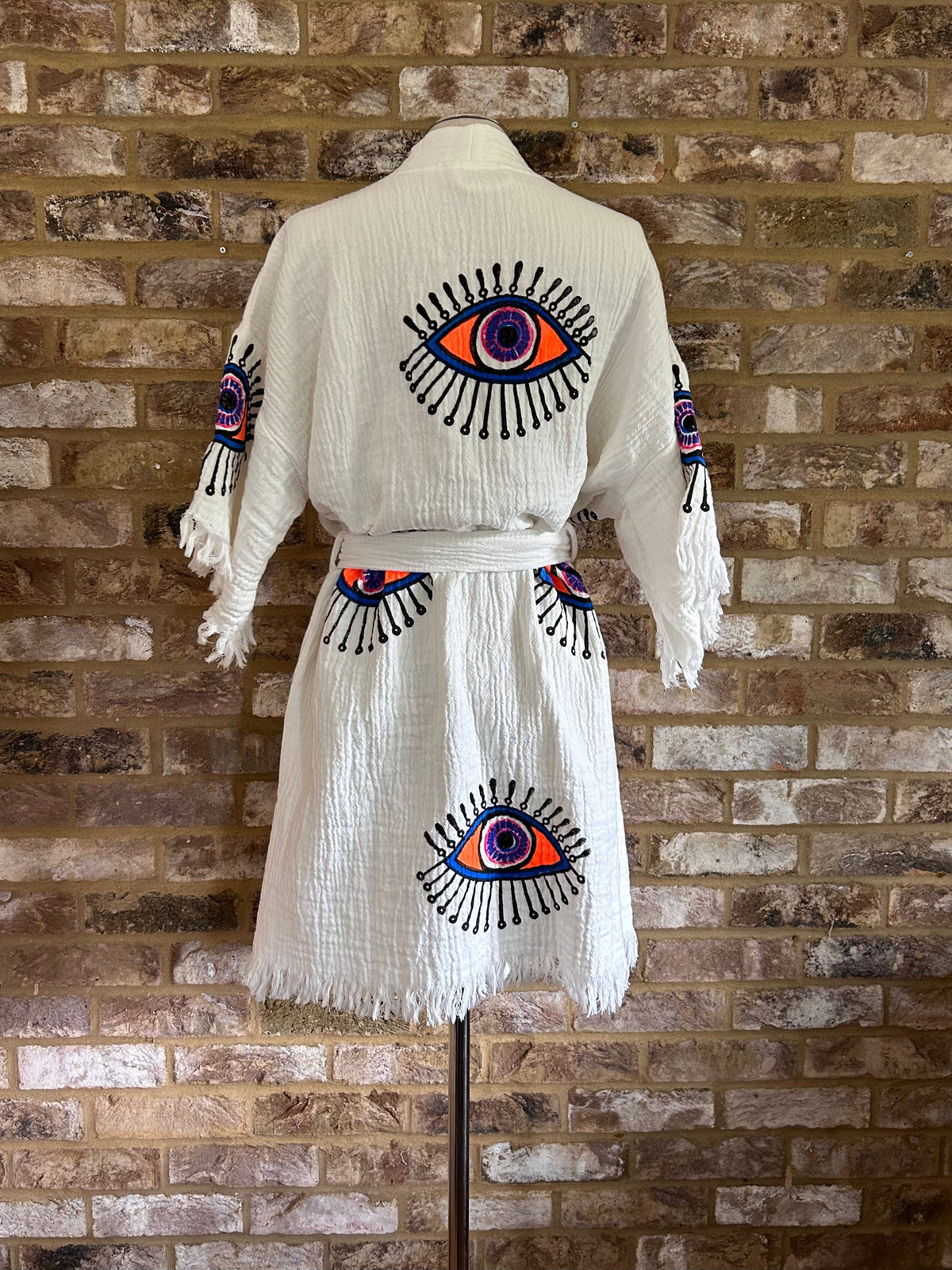 Organic Kimono in White with Orange &amp; Purple Eye: Short