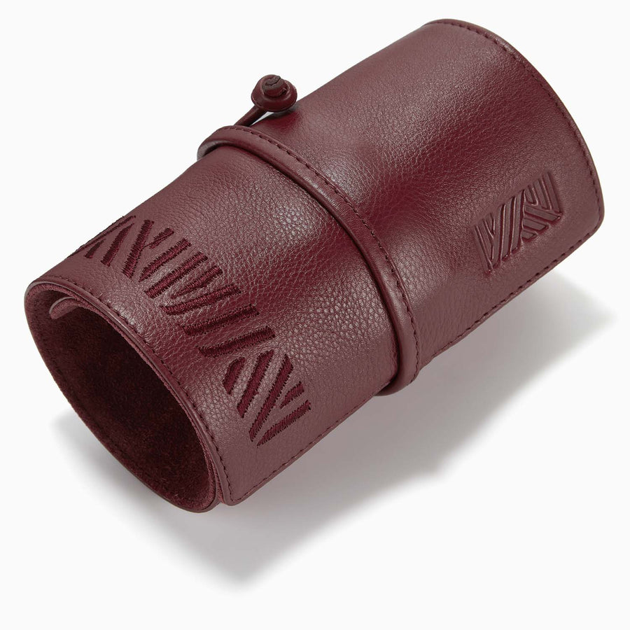 Premium 6-piece mobile accessories kit in genuine cowhide leather, includes power bank, cables, adapters, suede lining, 12-month warranty by MANTIDY at brixbailey.com