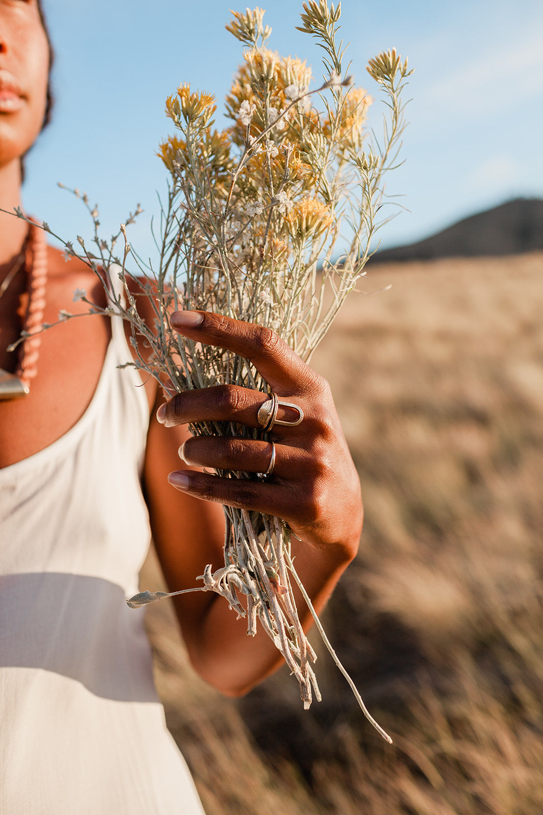 U RING