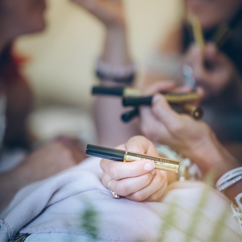 Transform Your Brows with Our Premium Brow Serum - Achieve Natural Beauty with Organic Ingredients by HOIA at www.brixbailey.com