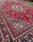 Large Red Oriental Wool Rug – Hand Made Traditional Carpet 381 x 270 cm
