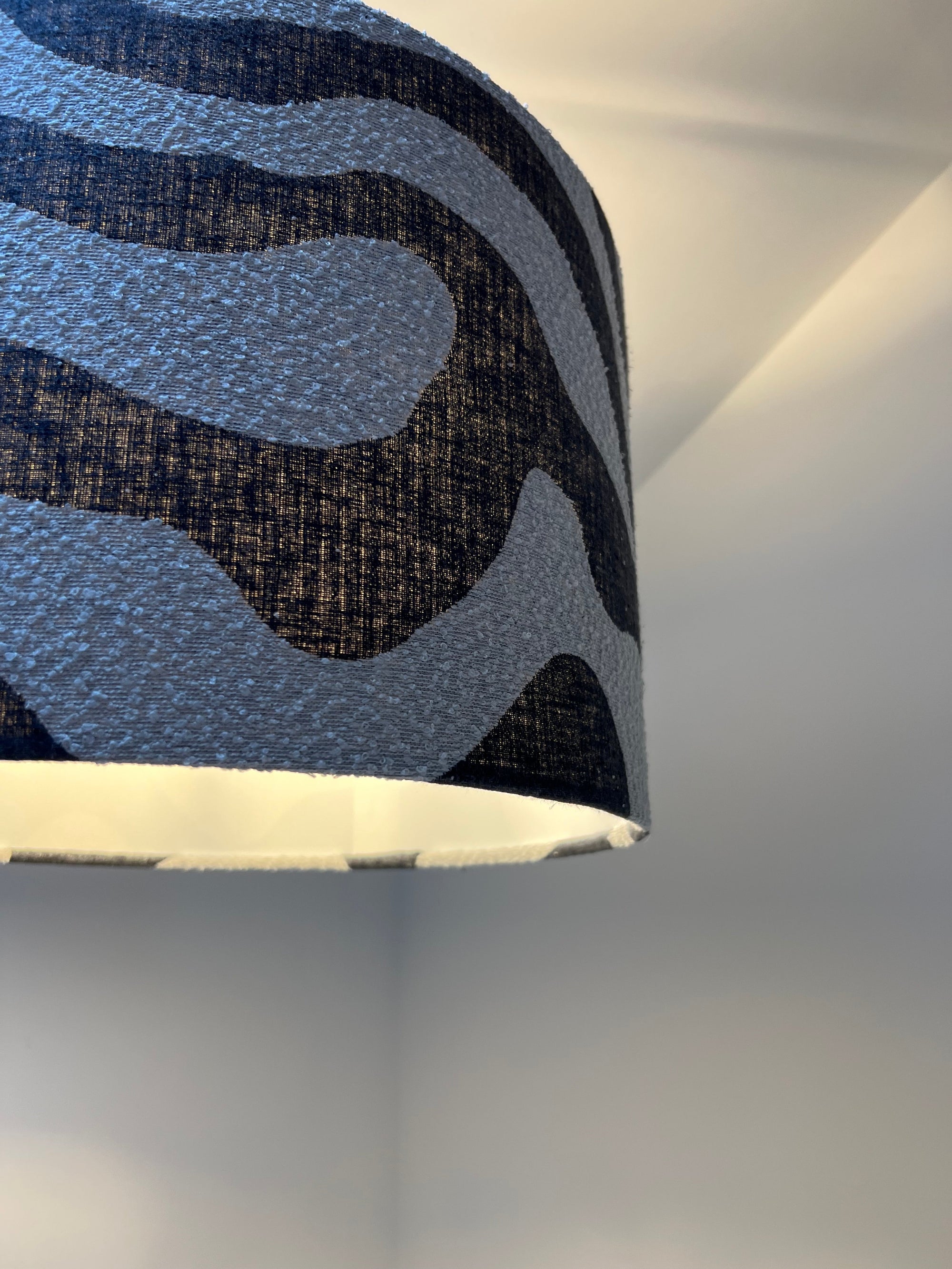 Black Wiggle drum lampshade /ceiling shade with a white lining